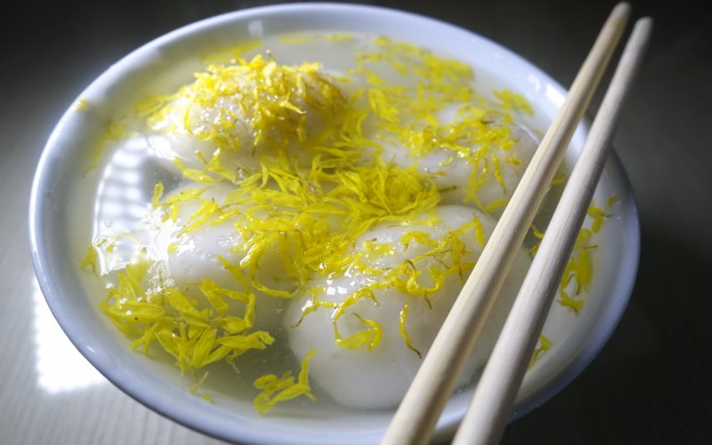 soi-lumchrysanthemum-mochi-dumplings-guangzhou-2
